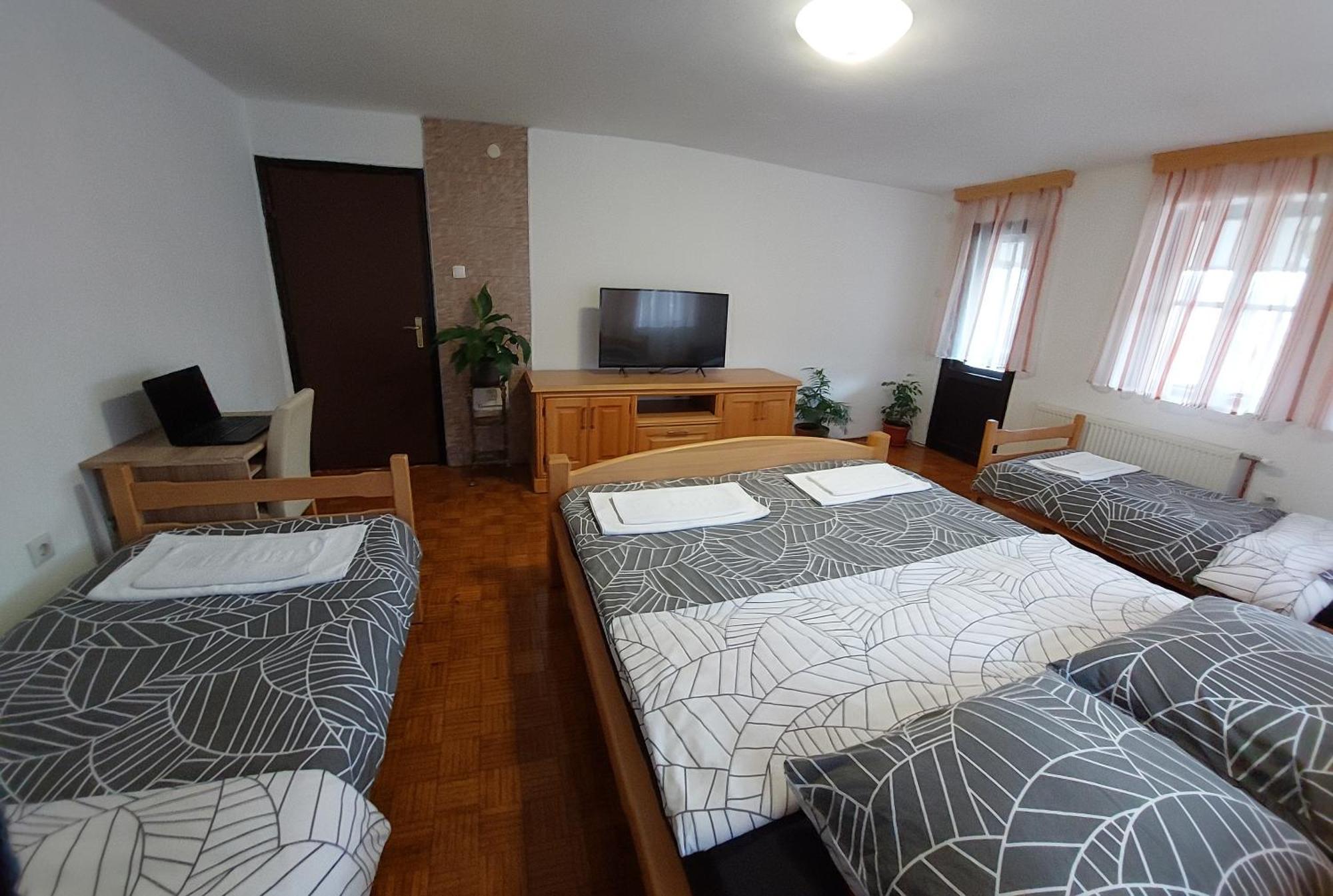 Panorama Travnik 아파트 호텔 객실 사진